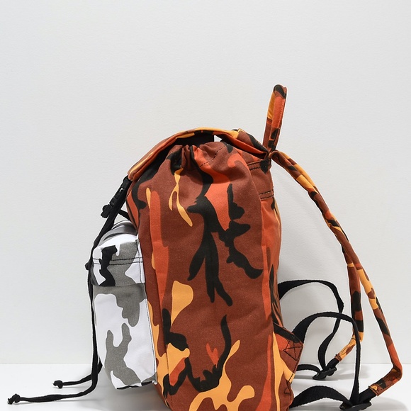 Rothco DAYPACK SAVAGE IN ORANGE AND CITY CAMOUFLAGE - Picture 4 of 9